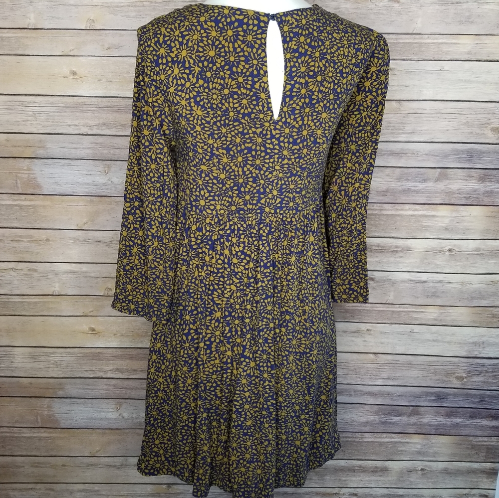 H&M Geometric 3/4 Sleeve Mini Dress Crewneck - Picture 4 of 6